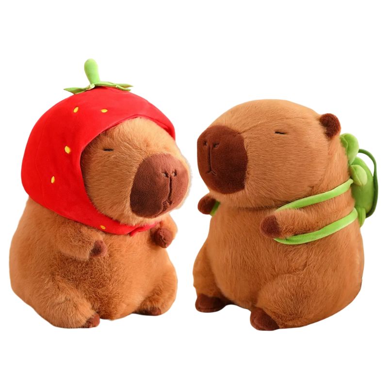 Capivara de Pelúcia com Capuz de Morango e Mochila de Tartaruga